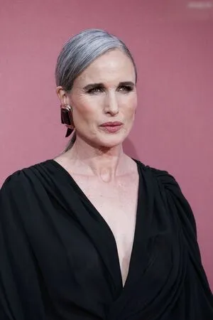 Oops International OnlyFans Leaked Free Thumbnail Picture - #ObIK9o7E4D