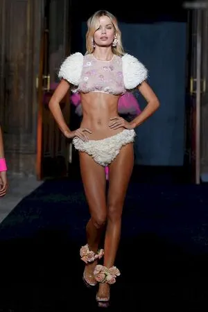 Oops International OnlyFans Leaked Free Thumbnail Picture - #QpbAQzXMjt