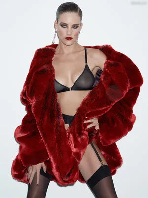 Oops International OnlyFans Leaked Free Thumbnail Picture - #RbqBkx5mcG