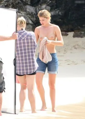 Oops International OnlyFans Leaked Free Thumbnail Picture - #RnhOzropC0