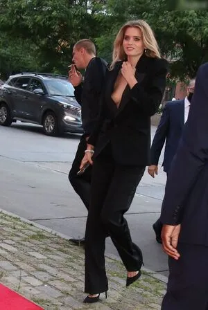 Oops International OnlyFans Leaked Free Thumbnail Picture - #ToW9cnqDJv