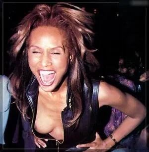 Oops International OnlyFans Leaked Free Thumbnail Picture - #VKMKQIDkSV