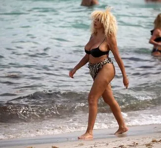 Oops International OnlyFans Leaked Free Thumbnail Picture - #YaiDa0sKT9