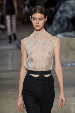 Oops International OnlyFans Leaked Free Thumbnail Picture - #YevT06yBo3