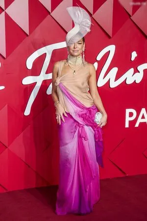 Oops International OnlyFans Leaked Free Thumbnail Picture - #acN4iWud8H