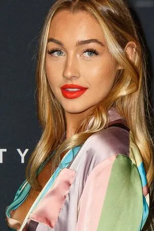 Oops International OnlyFans Leaked Free Thumbnail Picture - #cflC8H11UR