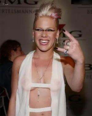 Oops International OnlyFans Leaked Free Thumbnail Picture - #eYzDX3Bt5o