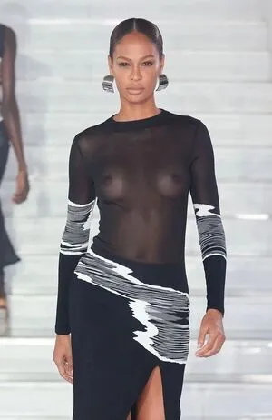 Oops International OnlyFans Leaked Free Thumbnail Picture - #iAvCbELFU7