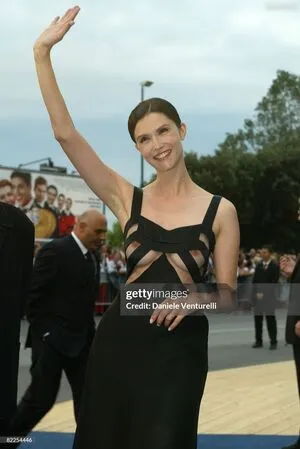 Oops International OnlyFans Leaked Free Thumbnail Picture - #iYebXje22I