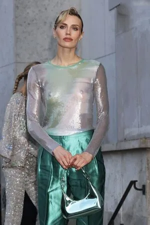 Oops International OnlyFans Leaked Free Thumbnail Picture - #mROUgRumql