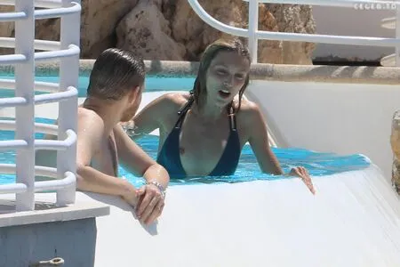 Oops International OnlyFans Leaked Free Thumbnail Picture - #nxbyx2IceM