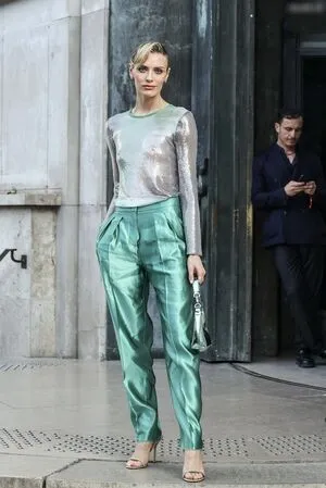 Oops International OnlyFans Leaked Free Thumbnail Picture - #pwKekiskLN