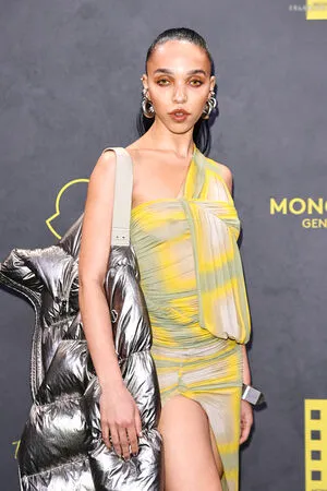 Oops International OnlyFans Leaked Free Thumbnail Picture - #snyhhCExbj