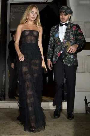 Oops International OnlyFans Leaked Free Thumbnail Picture - #tb2M3qswoa