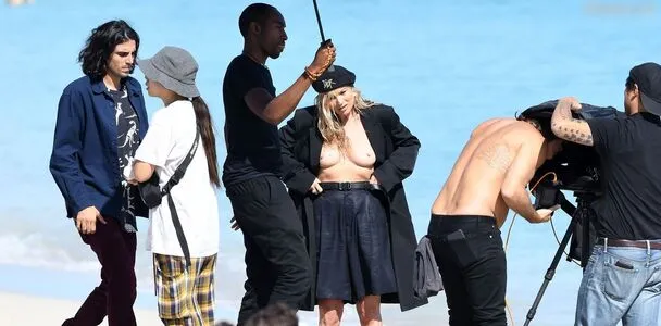 Oops International OnlyFans Leaked Free Thumbnail Picture - #ucy0SHoYly