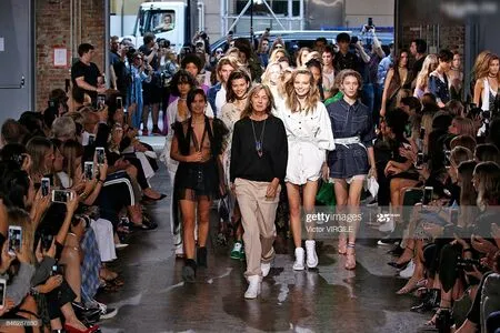 Oops International OnlyFans Leaked Free Thumbnail Picture - #vbgMQL70dd