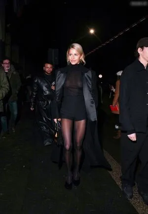 Oops International OnlyFans Leaked Free Thumbnail Picture - #xQRbFggiht