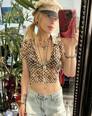 Orianthi OnlyFans Leaked Free Thumbnail Picture - #nPb4XefCe8