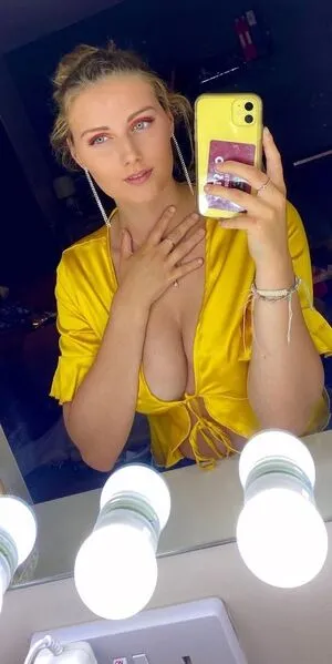 Orlaoates1234 OnlyFans Leaked Free Thumbnail Picture - #stYeANhE32