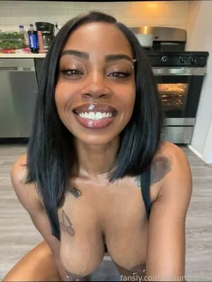 Oshunqueen OnlyFans Leaked Free Thumbnail Picture - #PFLHlhT4tz