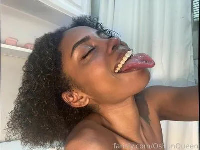 Oshunqueen OnlyFans Leaked Free Thumbnail Picture - #gWwu7msiCo
