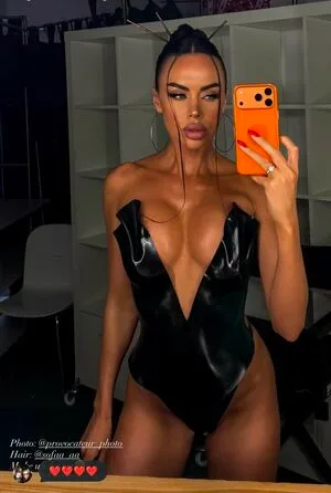 Osia M OnlyFans Leaked Free Thumbnail Picture - #54HNBAuaaP