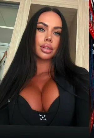 Osia M OnlyFans Leaked Free Thumbnail Picture - #5bDWnDJKTg