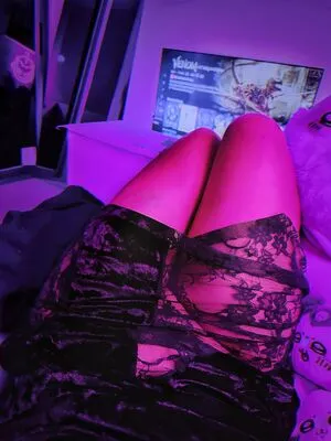 Osiimi OnlyFans Leaked Free Thumbnail Picture - #4SGLOZFGOY