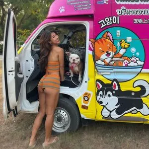 Oummy The Bootymaker OnlyFans Leaked Free Thumbnail Picture - #NHUGTWeeOk