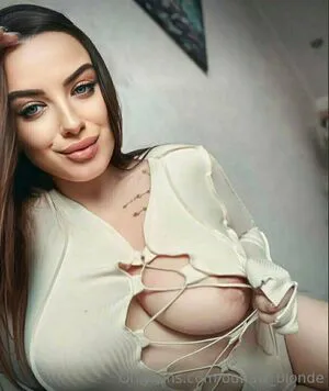 Outlaw Blonde OnlyFans Leaked Free Thumbnail Picture - #BauEynWThK