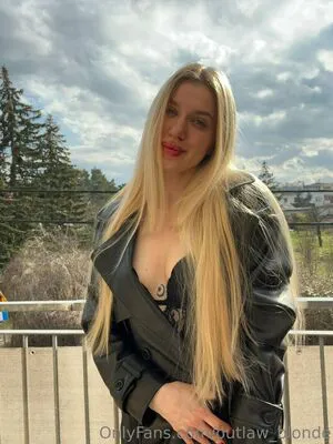 Outlaw Blonde OnlyFans Leaked Free Thumbnail Picture - #drwR2356R7