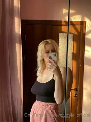 Ovelymila Official OnlyFans Leaked Free Thumbnail Picture - #HgJKnjw1ib