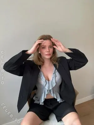 Oyaosmanagaoglu OnlyFans Leaked Free Thumbnail Picture - #CFGqm4tVGu