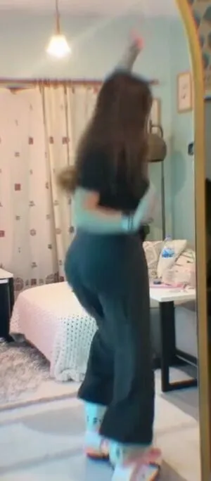 Ozge Azunyan OnlyFans Leaked Free Thumbnail Picture - #2FHb33MXhc