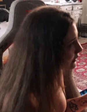 Ozge Azunyan OnlyFans Leaked Free Thumbnail Picture - #Dey5w95l57