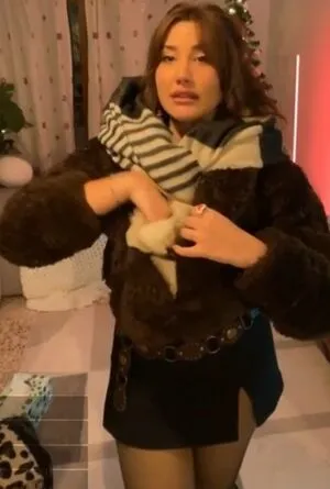 Ozge Azunyan OnlyFans Leaked Free Thumbnail Picture - #uuRuFOLHb0