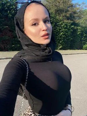 Ozlemylzz OnlyFans Leaked Free Thumbnail Picture - #5rIqGrou02