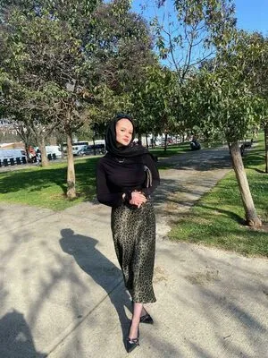 Ozlemylzz OnlyFans Leaked Free Thumbnail Picture - #PtE6wRk9xf