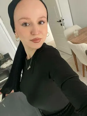 Ozlemylzz OnlyFans Leaked Free Thumbnail Picture - #TxHP2Kaal6
