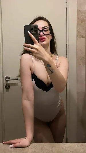 Oznrgvn OnlyFans Leaked Free Thumbnail Picture - #AgqieJv8Dv