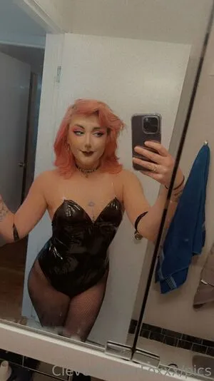 P3achyfoxxxfree OnlyFans Leaked Free Thumbnail Picture - #0sYlb4M4b0