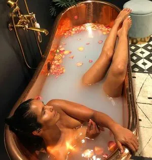 Padma Lakshmi OnlyFans Leaked Free Thumbnail Picture - #Jro88JmTON