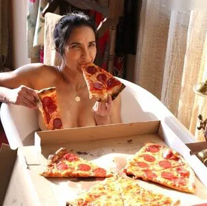 Padma Lakshmi OnlyFans Leaked Free Thumbnail Picture - #qLetVBASLL