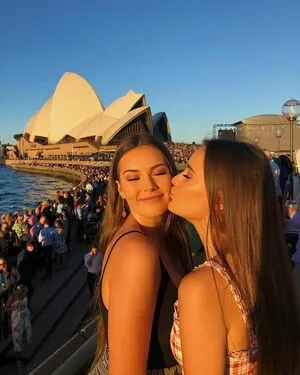 Paige Cooper OnlyFans Leaked Free Thumbnail Picture - #GjJA3054o2