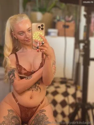 Paige Evans OnlyFans Leaked Free Thumbnail Picture - #nzqIDU6pub