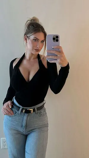 Paige Spiranac OnlyFans Leaked Free Thumbnail Picture - #ABatkNb1jY