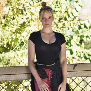 Paige Spiranac OnlyFans Leaked Free Thumbnail Picture - #mdE5EMTsnd