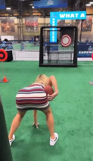 Paige Spiranac OnlyFans Leaked Free Thumbnail Picture - #x4KO6RsCIc