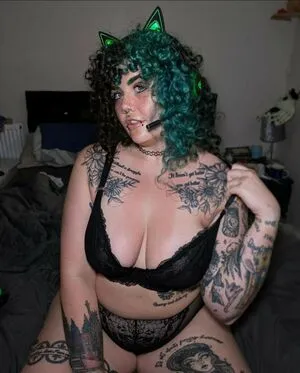 Painfullypoppunk OnlyFans Leaked Free Thumbnail Picture - #BAORrpzdWA