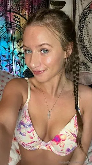 Paisleysnowxo OnlyFans Leaked Free Thumbnail Picture - #LYSqcdev7x